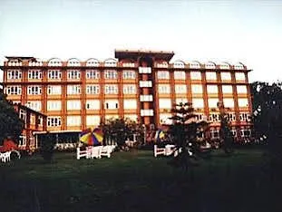 Harati Manor 3*