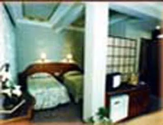 Harati Manor 3*